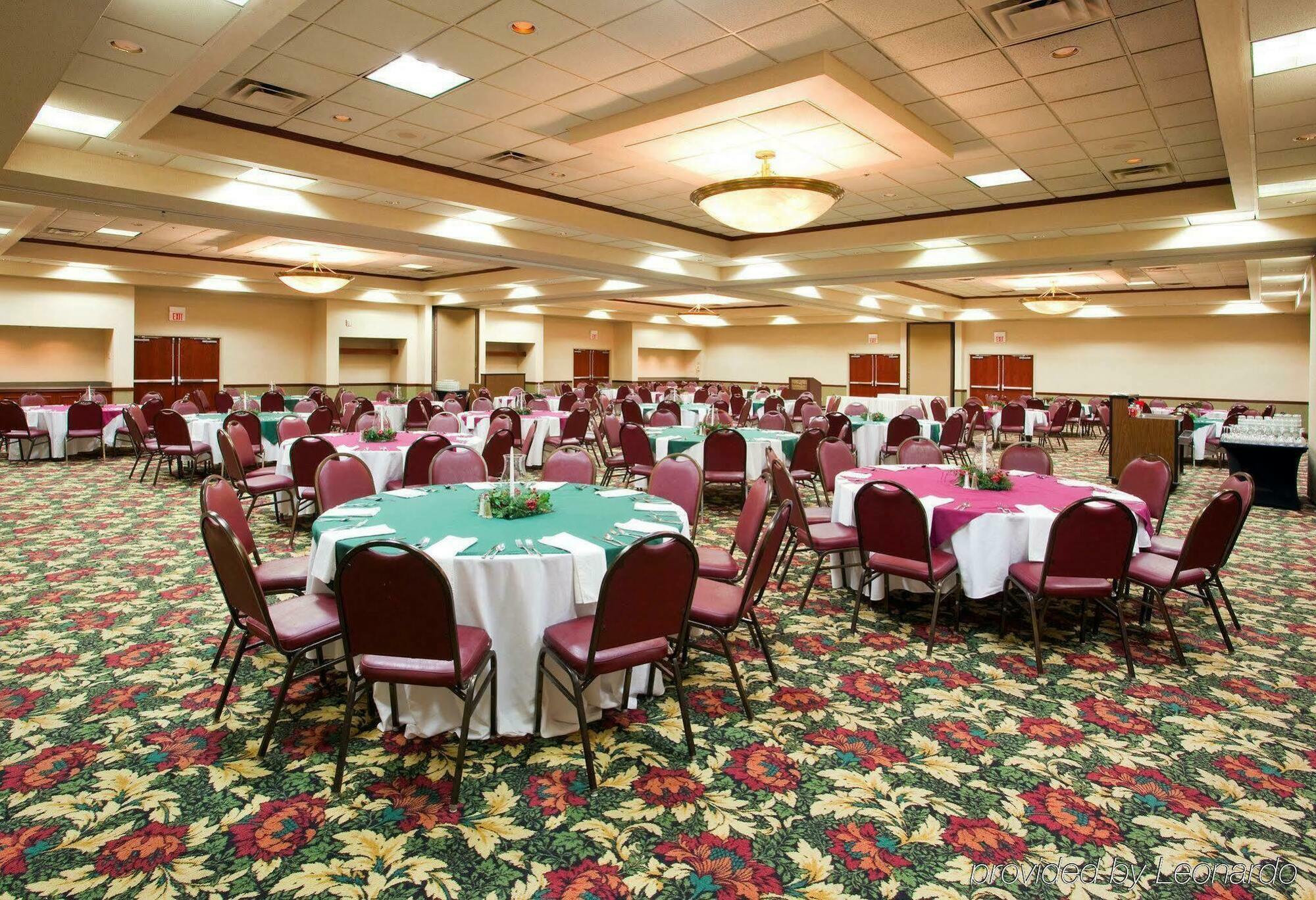 Holiday Inn Dayton/Fairborn I-675 By Ihg Zewnętrze zdjęcie